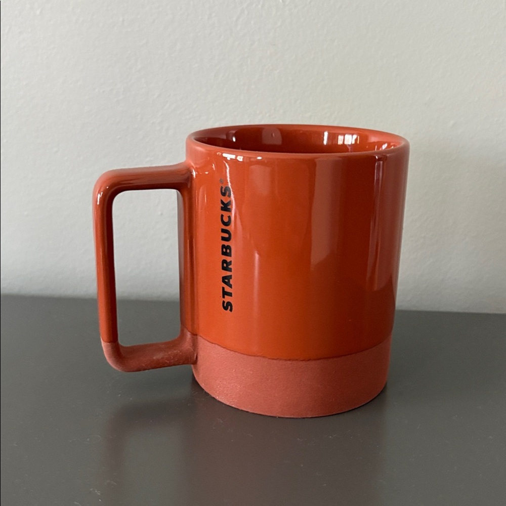 Starbucks Mug with Siren graphic - 2020- made in Thailand - Picture 4 of 9